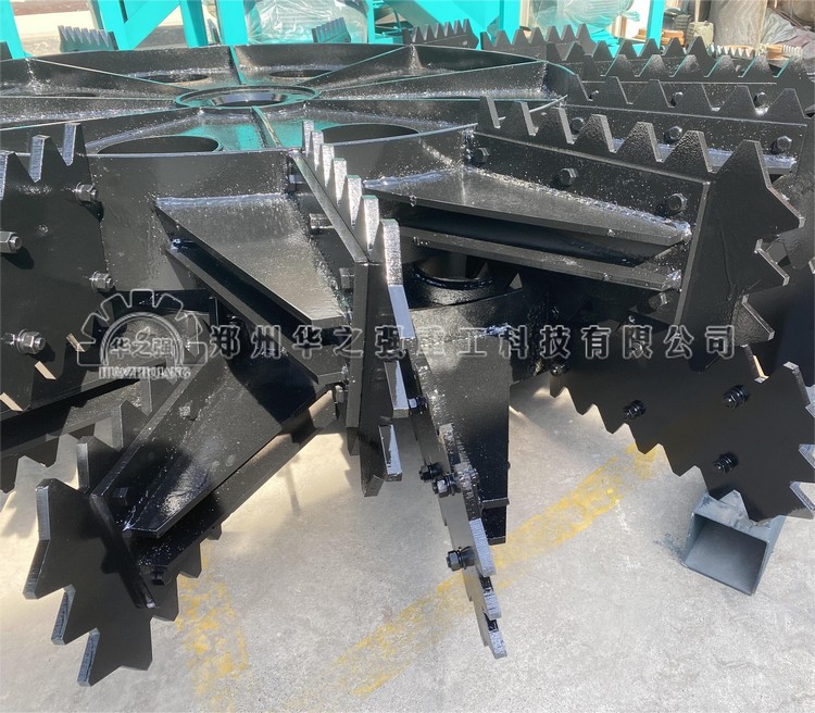 輪盤翻拋機.jpg